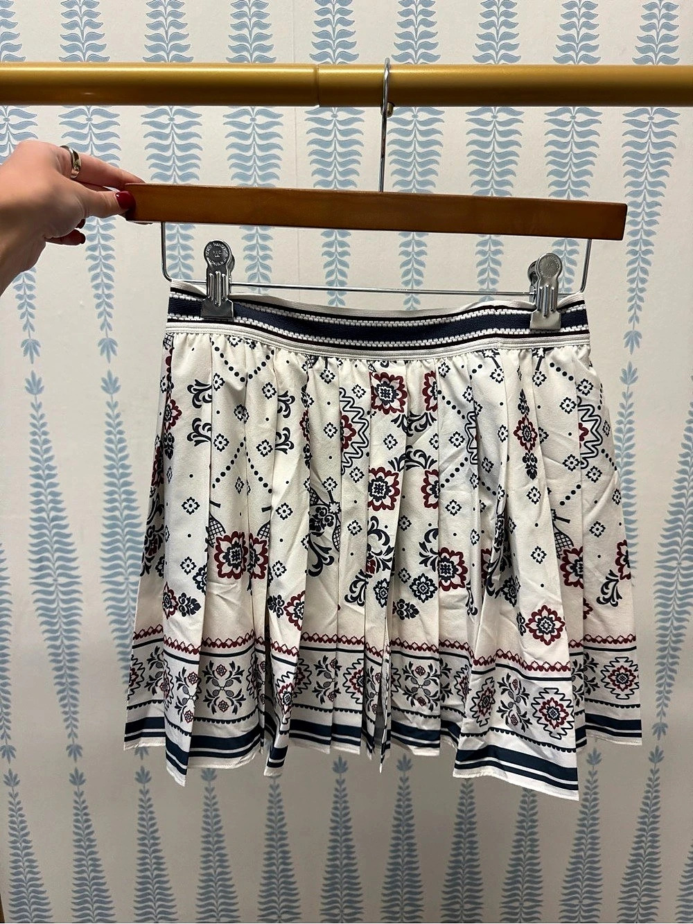 Wilson Pleat Skirt Floral Skirt White & Blue XS